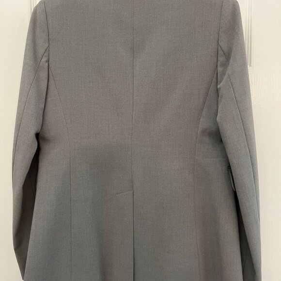 Calvin Klein Grey Blazer- EUC- Size 6 - Picture 4 of 9